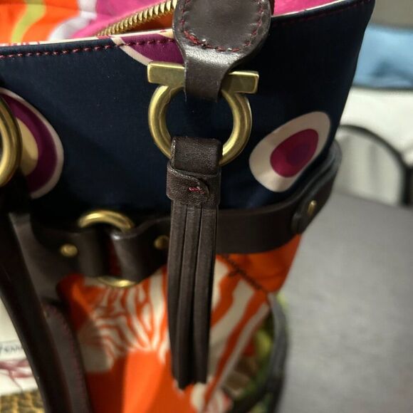 Salvatore Ferragamo Multicolor Fiera Print Nylon and Leather Tote Handbag - EUC - Picture 12 of 16
